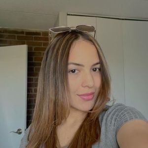 Meet your Posher, Andreina